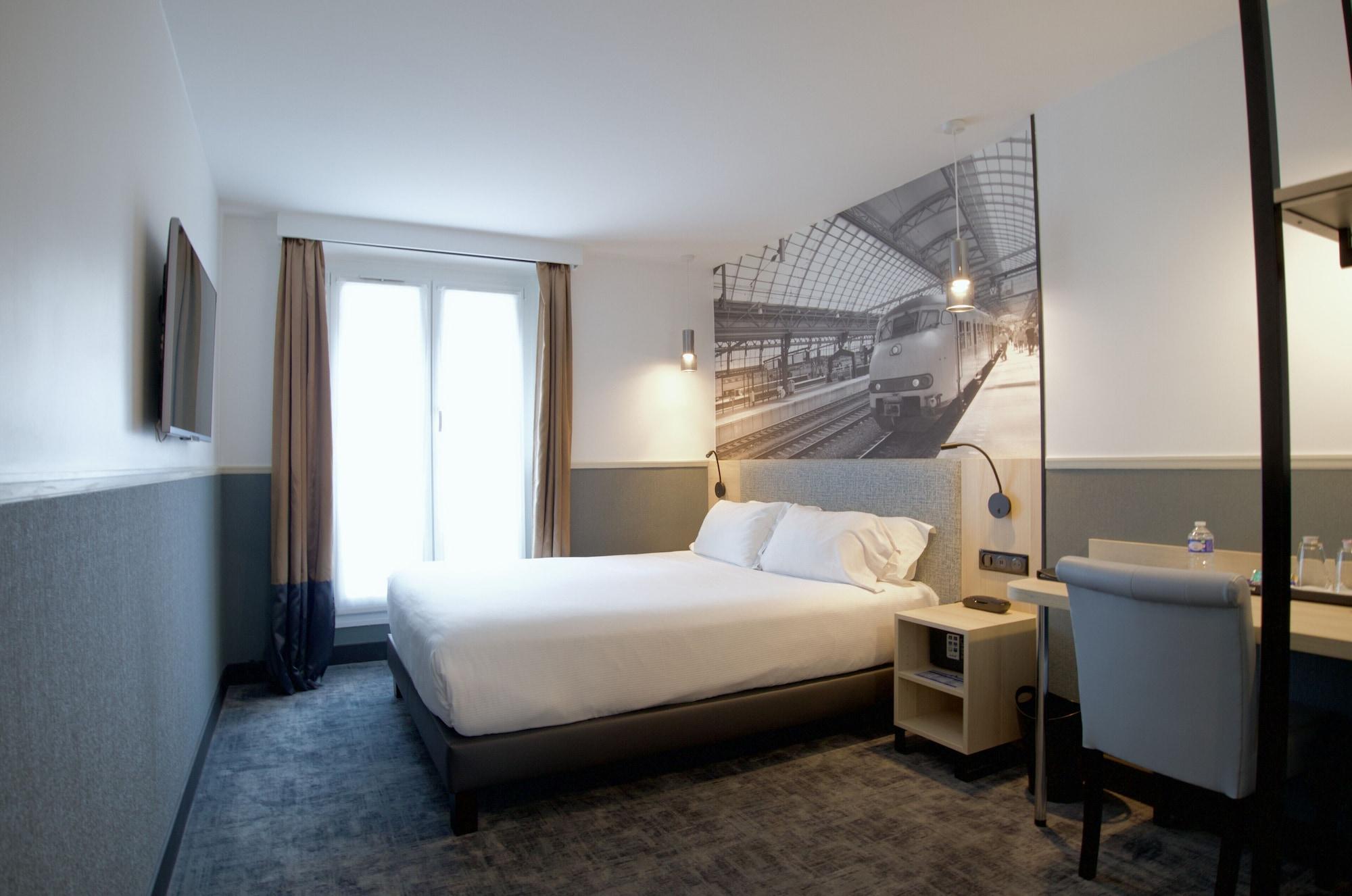 Hotel Appia La Fayette París Exterior foto